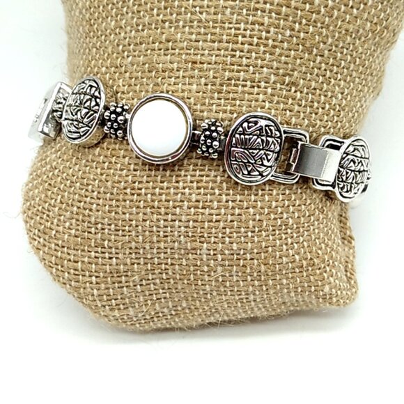 Lia Sophia Clear Cut Crystals Mother of Pearl Textured Links Rhodium Bracelet - Picture 11 of 14